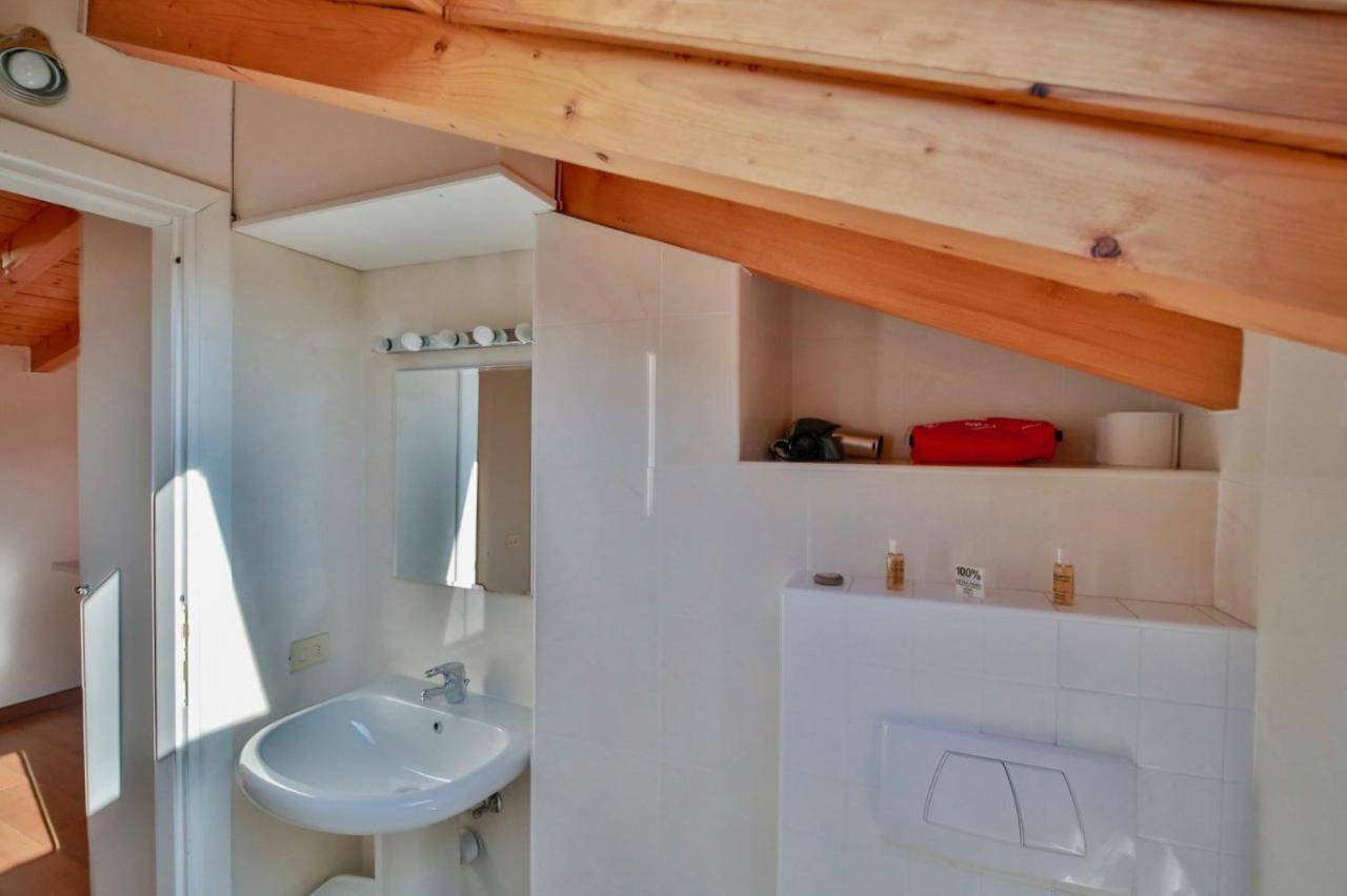 Contempora Apartments - Ca' Brenta Attic ซาน เฟเดเล อินเตลวี ภายนอก รูปภาพ